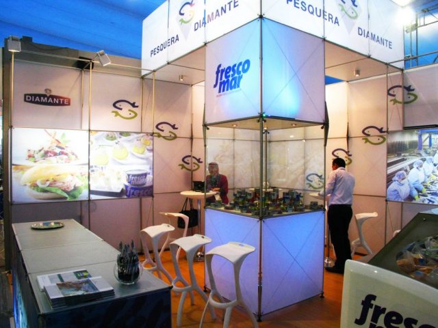 Stand Pesquera Diamante 6