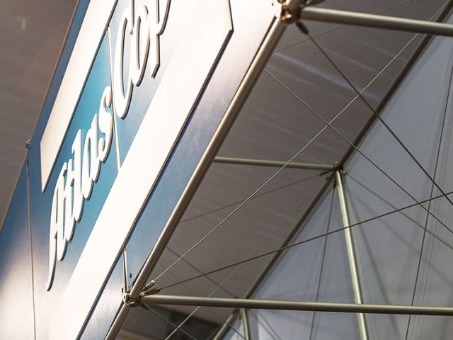 Stand Atlas Copco - Expomina 2018 - estructura modular pon - burkhardt leitner modular spaces