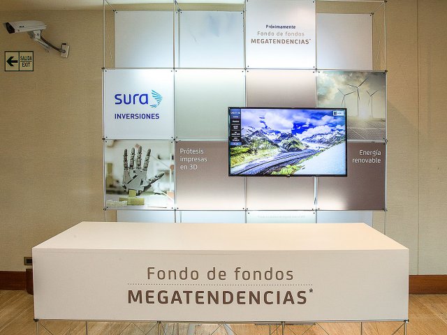 Stand SURA - Sura Summit - Estructura modular clic - burkhardt leitner modular spaces - TRANSMISOR S