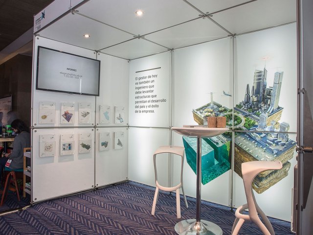 Stand UTEC - GDP 2017 / TRANSMISOR SAC / PON